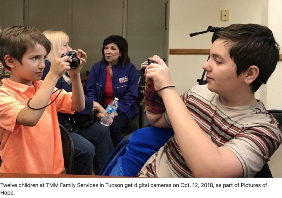 Tucson Kids Get Cameras for Pictures of Hope Program